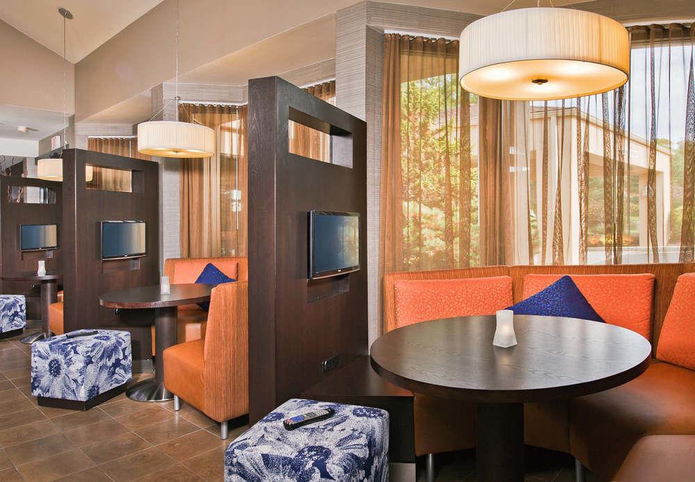 Courtyard By Marriott Mahwah Hotel Екстериор снимка