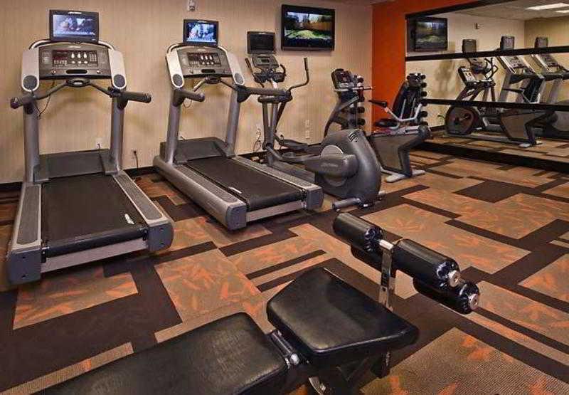 Courtyard By Marriott Mahwah Hotel Екстериор снимка