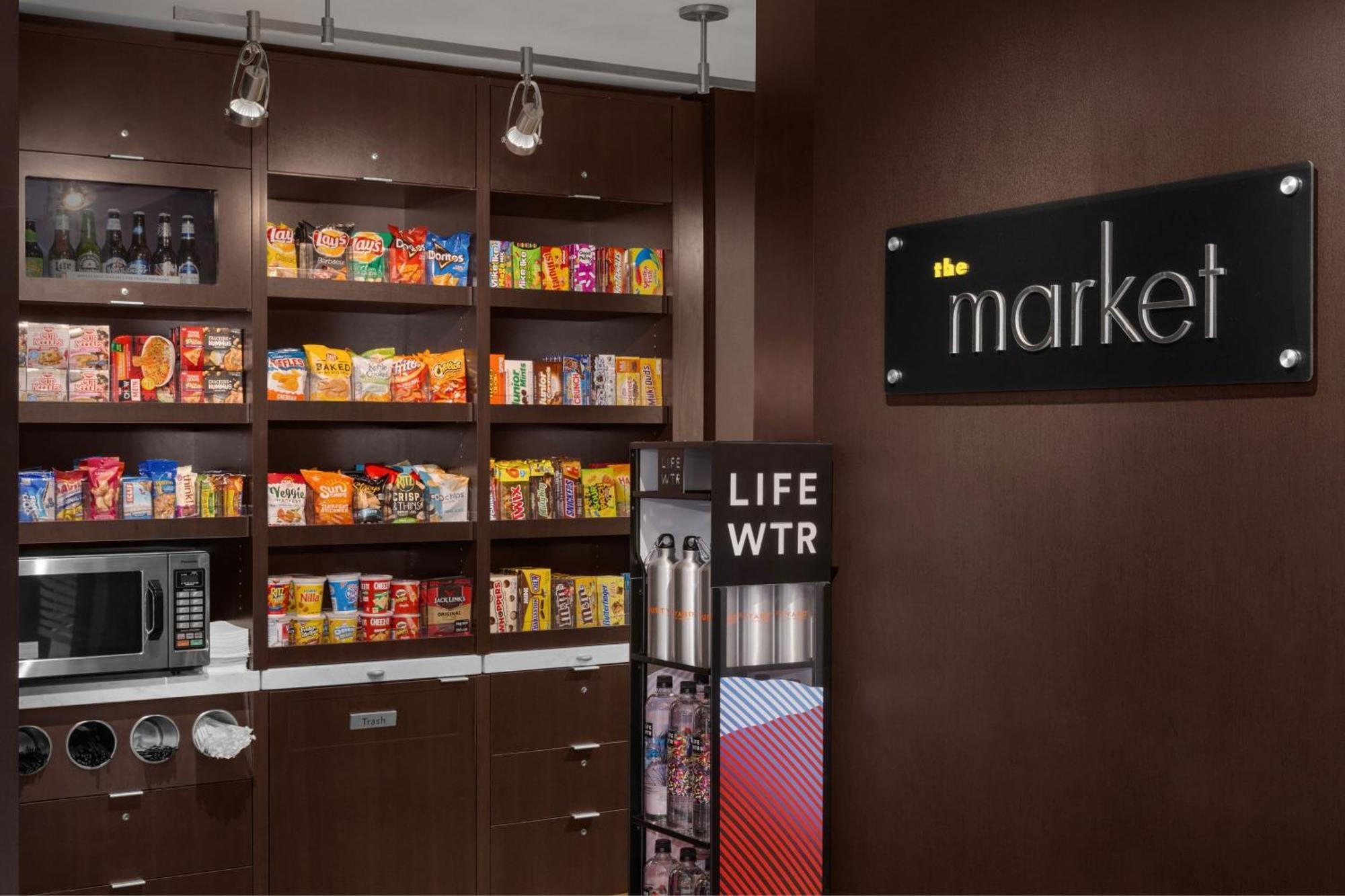 Courtyard By Marriott Mahwah Hotel Екстериор снимка
