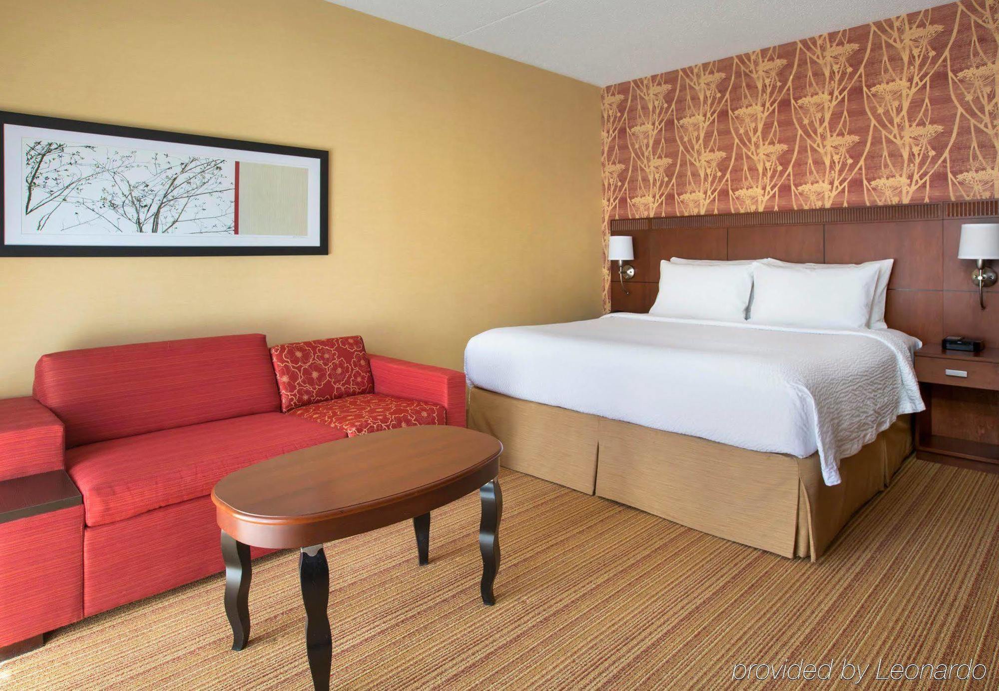 Courtyard By Marriott Mahwah Hotel Екстериор снимка