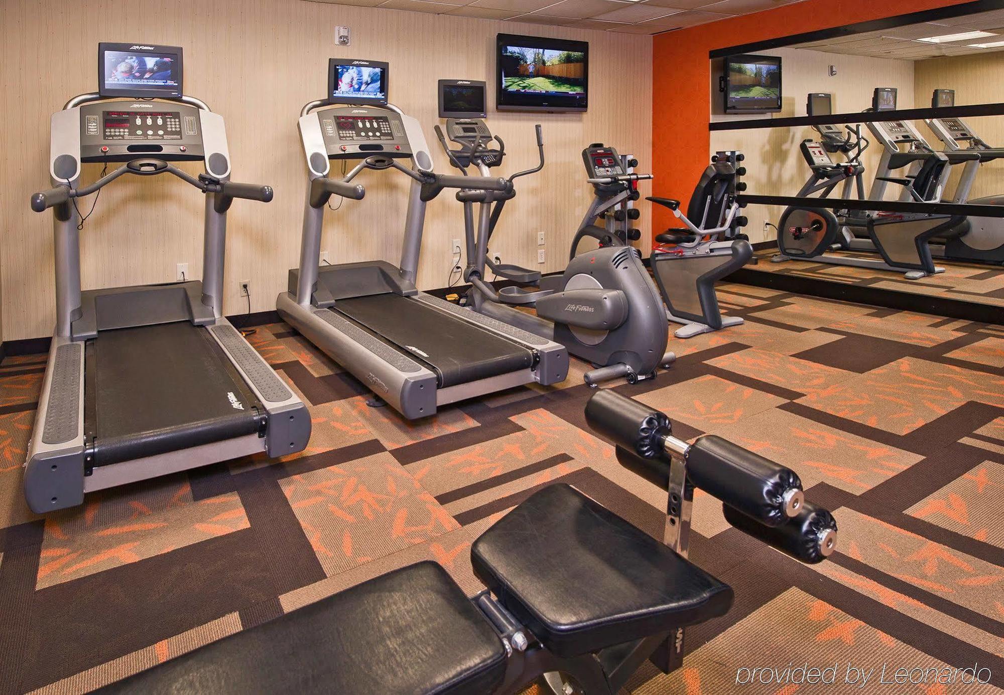 Courtyard By Marriott Mahwah Hotel Екстериор снимка