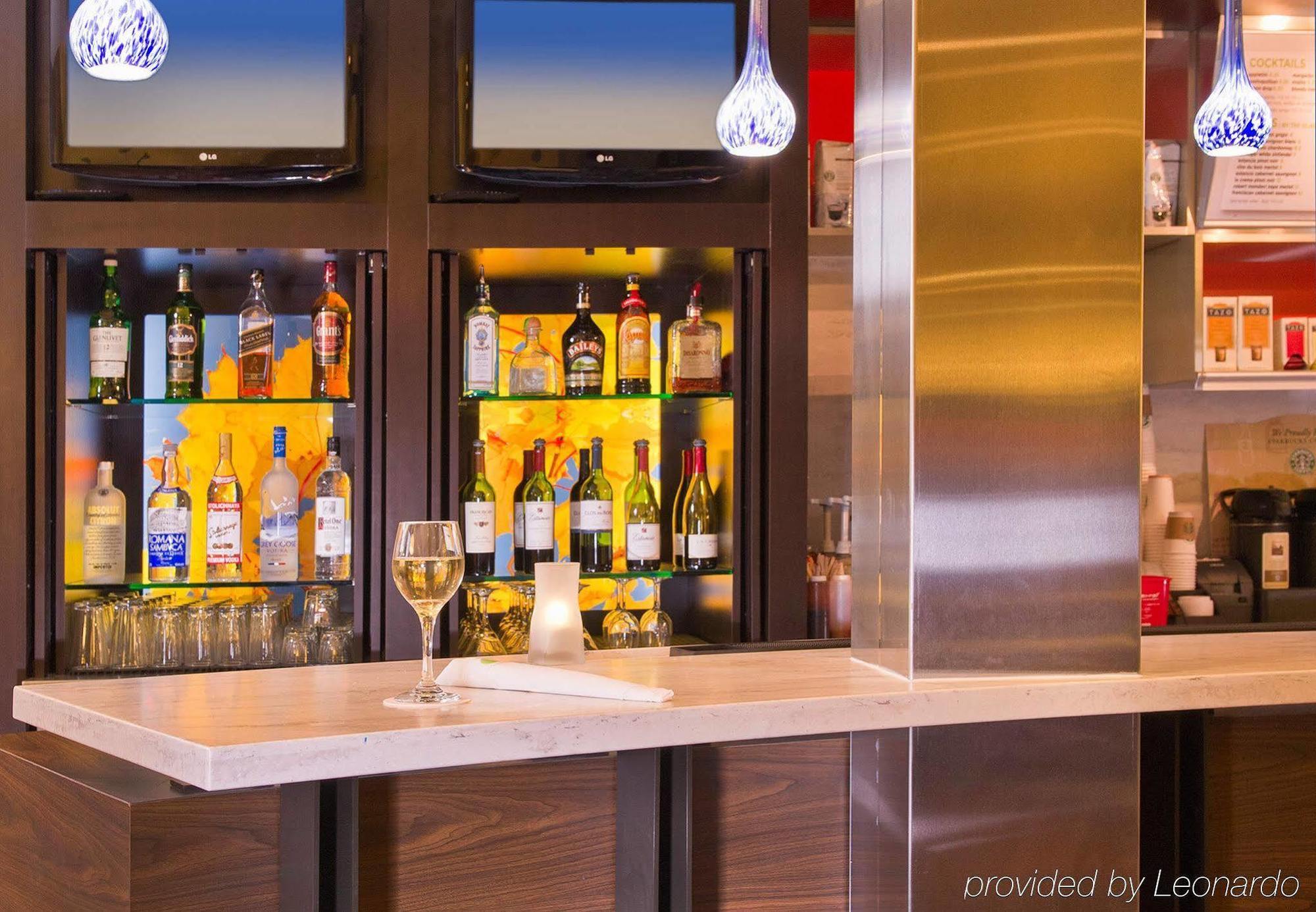 Courtyard By Marriott Mahwah Hotel Ресторант снимка