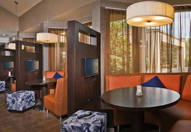 Courtyard By Marriott Mahwah Hotel Екстериор снимка